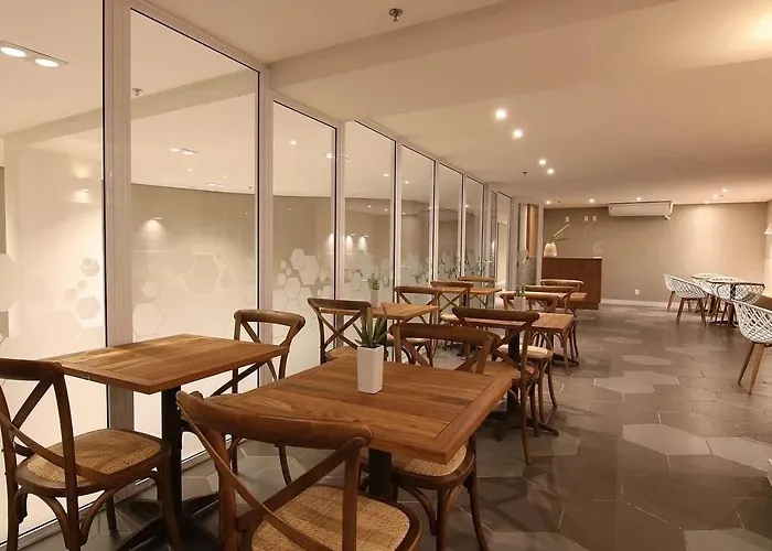 Flat 428 No Centro De Cabo Frio A 700M Da Praia